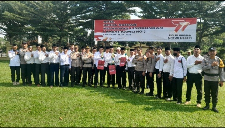 Apel Revitalisasi Satkambling dalam rangka meningkatkan Harkamtibmas menjelang Pemilu serentak 2024 Screenshot_20230621-121852_WhatsApp.jpg