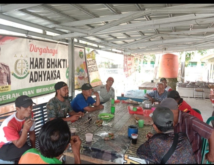 Kesederhanaan Kepala Desa Pangkul Screenshot_20230713-114305_WhatsApp.jpg